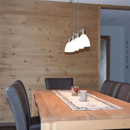 Ferienwohnungen Chalet Hohturnen Grindelwald Esterno foto