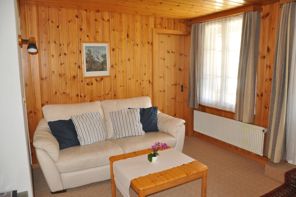 Ferienwohnungen Chalet Hohturnen Grindelwald Esterno foto