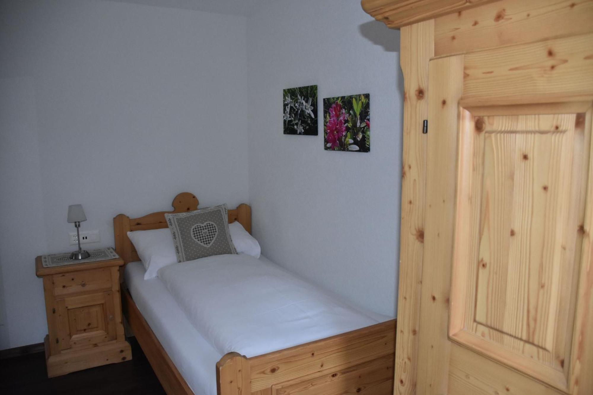Ferienwohnungen Chalet Hohturnen Grindelwald Esterno foto